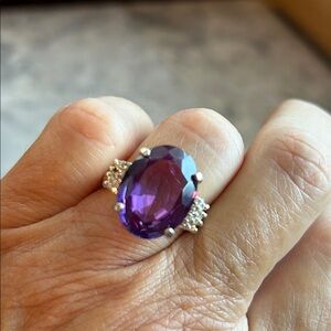Elegant Purple Amethyst Gemstone Statement Ring